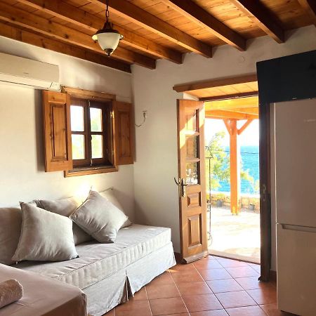Litois Houses Patmos Sapsila エクステリア 写真